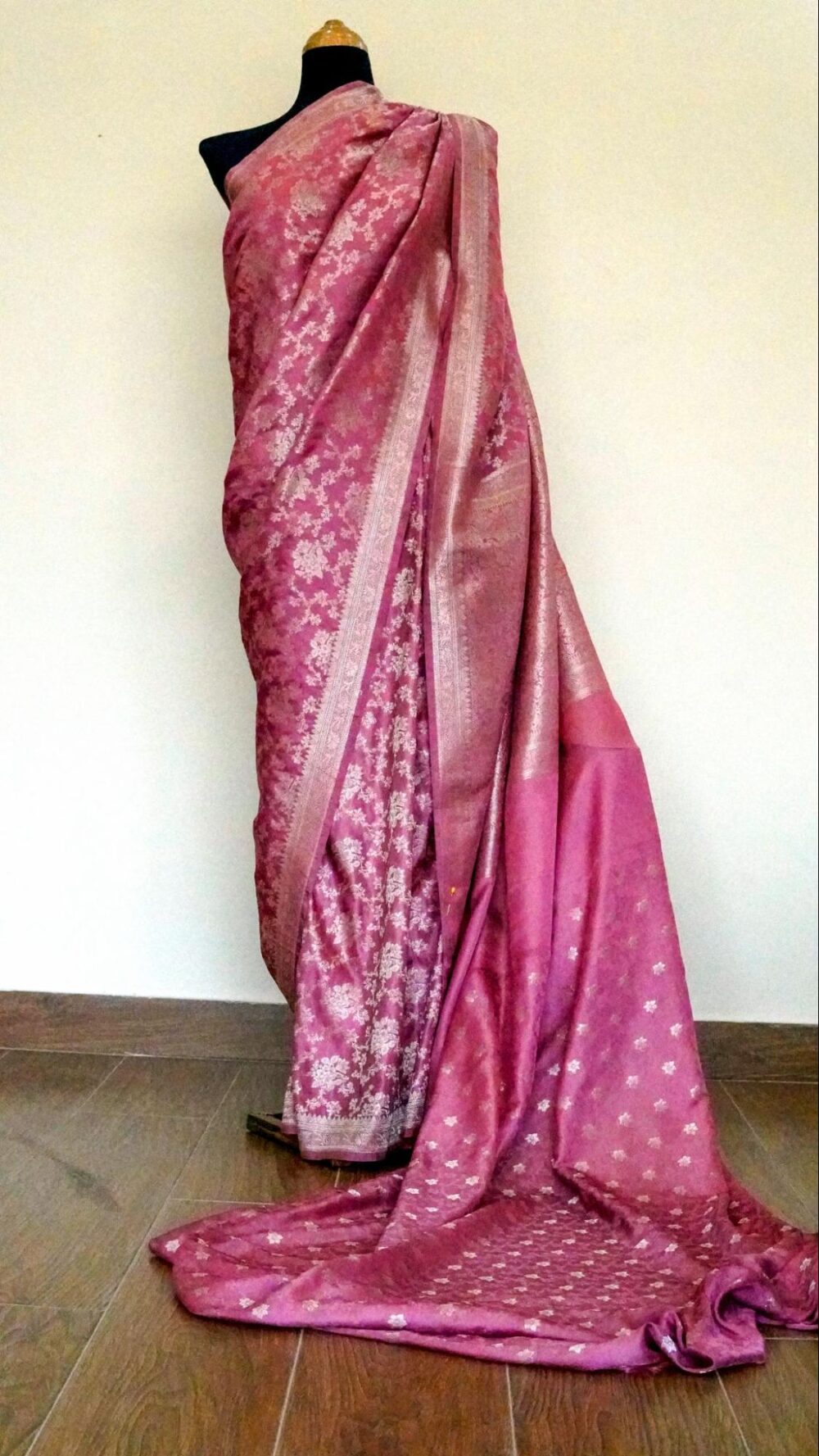 Banarsi Soft Silk Saree – Rosewood Royale (Tea Pink & Gold)