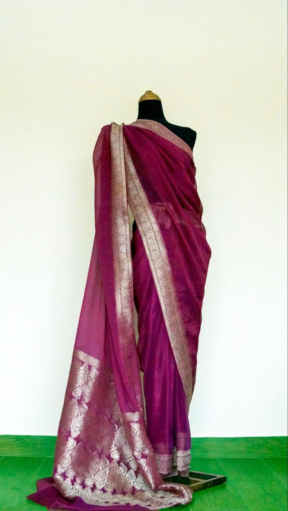 Banarsi Georgette Chiffon Saree – Electric Pink