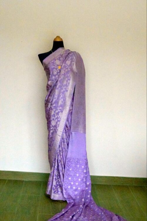 Banarsi Soft Silk Saree – Royal Lilac Elegance (Lilac & Gold)